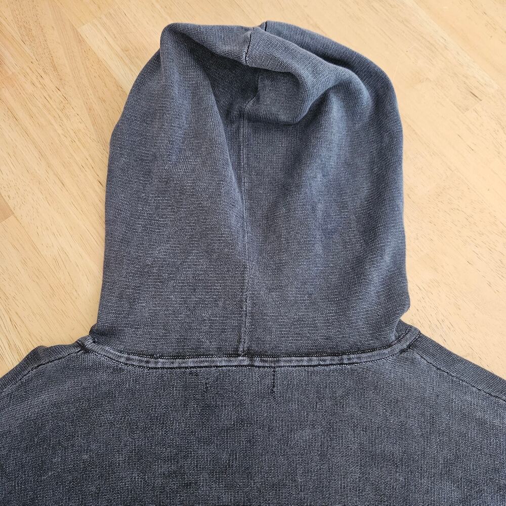 Barefoot Dreams Sunbleached Knit Poncho In Faded Black One Size - Picture 8 of 13